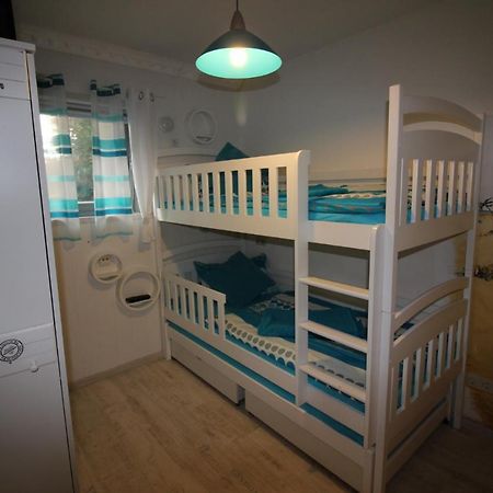 Haus Abbi, Ferienwohnung Mit Schwimmbad Hage 外观 照片