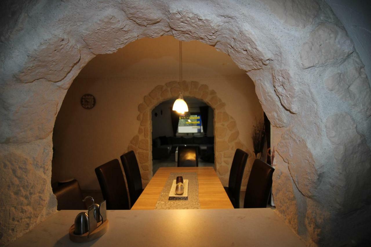 Haus Abbi, Ferienwohnung Mit Schwimmbad Hage 外观 照片