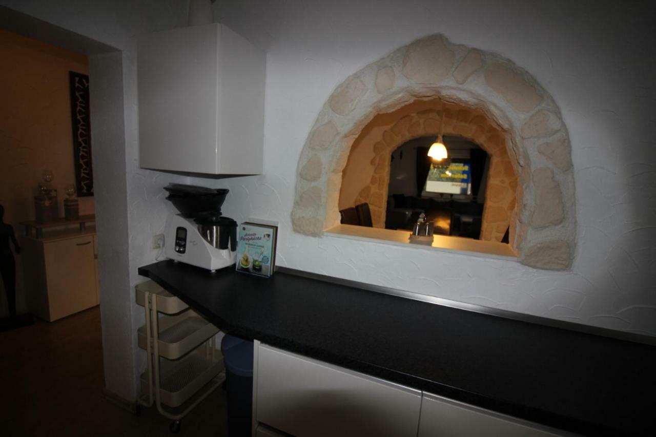 Haus Abbi, Ferienwohnung Mit Schwimmbad Hage 外观 照片